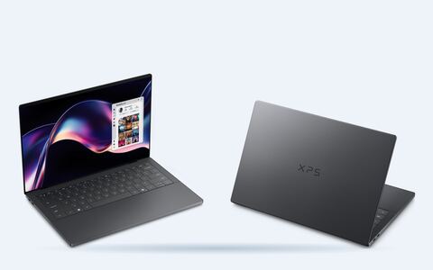 Dell XPS 14 (2026), open and closed