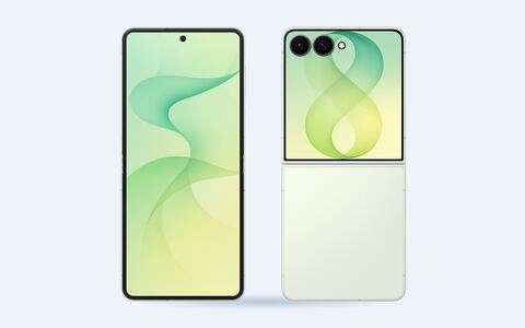 Galaxy Z Flip8, back and front