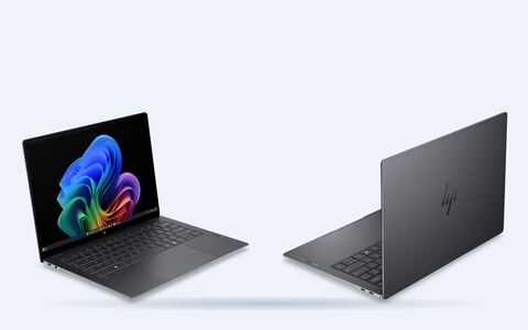 HP OmniBook Ultra 14, open and closed