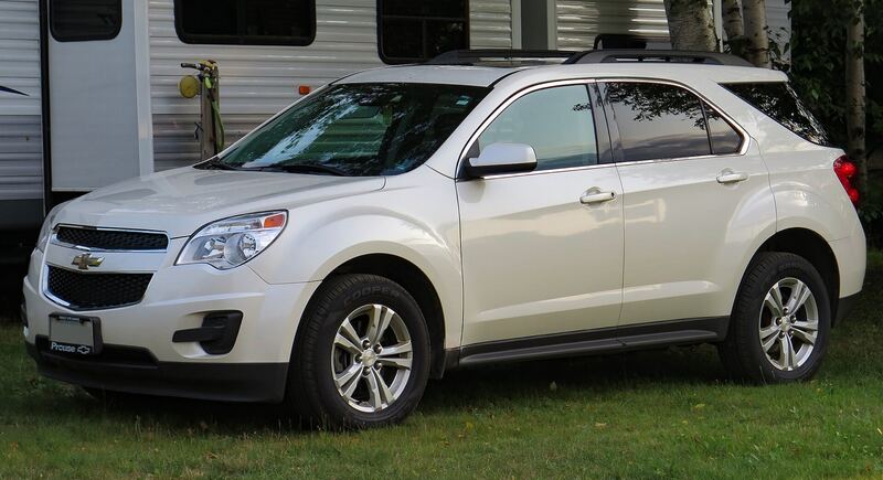 White 2014 Chevrolet Equinox, front left view